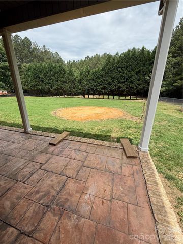 365 Wildlife Club Lane, Taylorsville, NC 28681