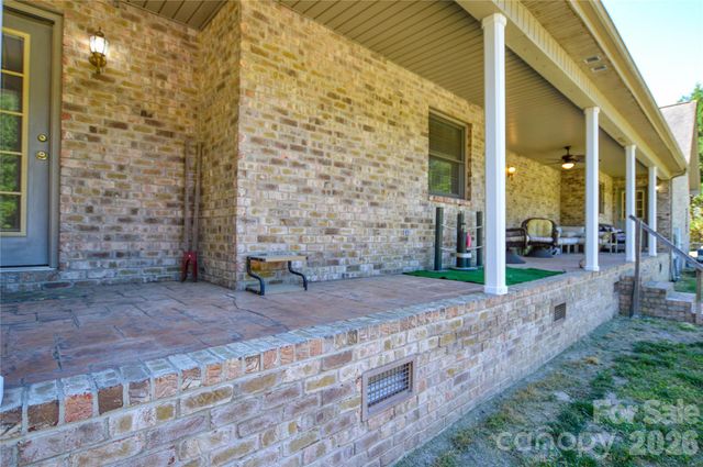 365 Wildlife Club Lane, Taylorsville, NC 28681