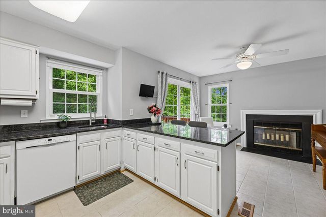 5211 SPRING BRANCH BLVD, Dumfries, VA 22025