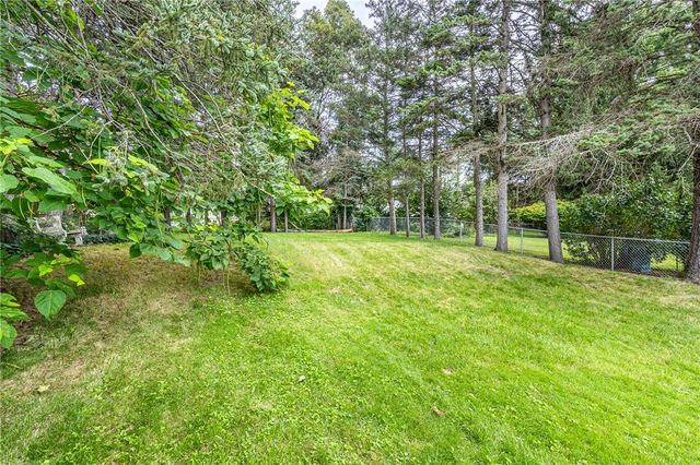 176 Glenbrook Road, Greece, NY 14616