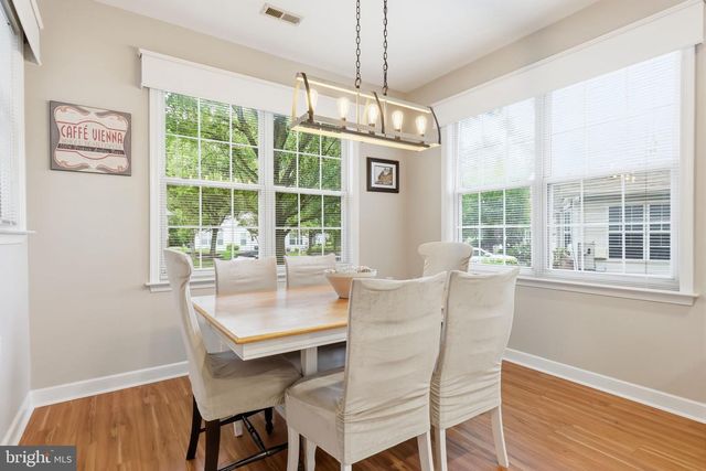 19 BLACK EYED SUSAN RD, Langhorne, PA 19047