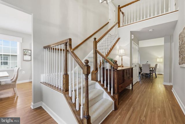 19 BLACK EYED SUSAN RD, Langhorne, PA 19047