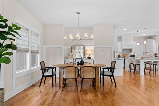 2911 SW Arthur Drive, Lee's Summit, MO 64082