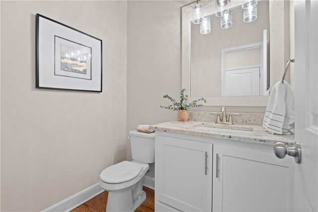 2911 SW Arthur Drive, Lee's Summit, MO 64082