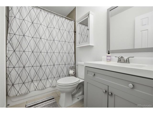 1282 S Uvalda St, Aurora, CO 80012