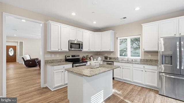 153 SMITHFIELD WAY, Fredericksburg, VA 22406