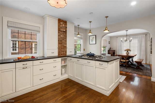 16830 Holbrook Road, Shaker Heights, OH 44120