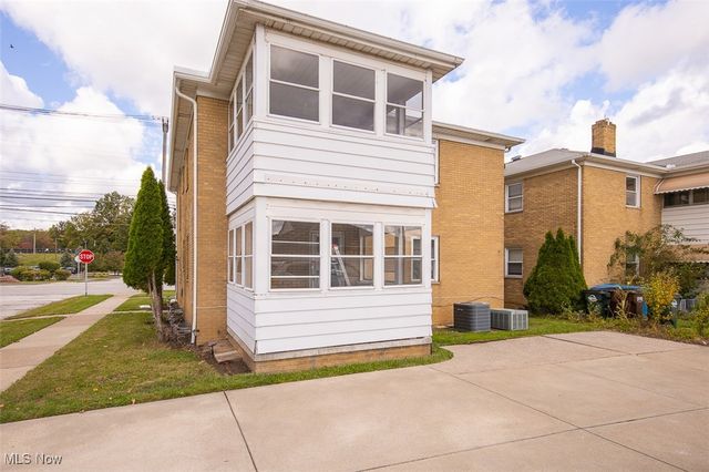 6257 State Road, Parma, OH 44134