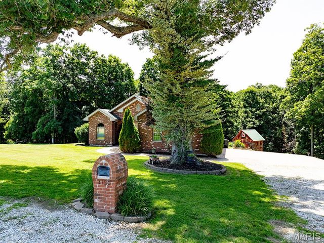 3150 Pleasant Run Drive, Palmyra, MO 63461