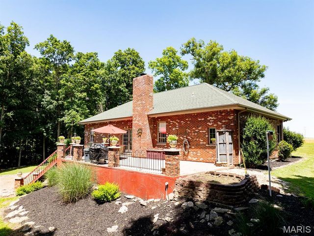 3150 Pleasant Run Drive, Palmyra, MO 63461