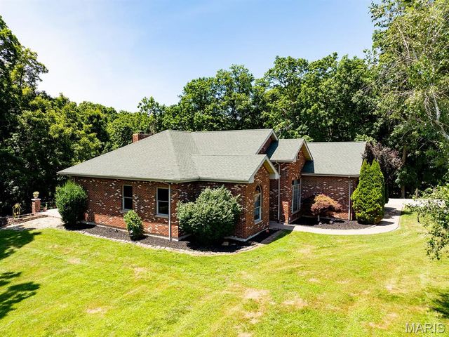 3150 Pleasant Run Drive, Palmyra, MO 63461