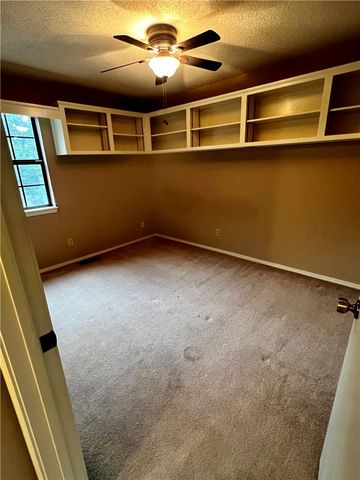 1123 W 19th Terrace, Russellville, AR 72801