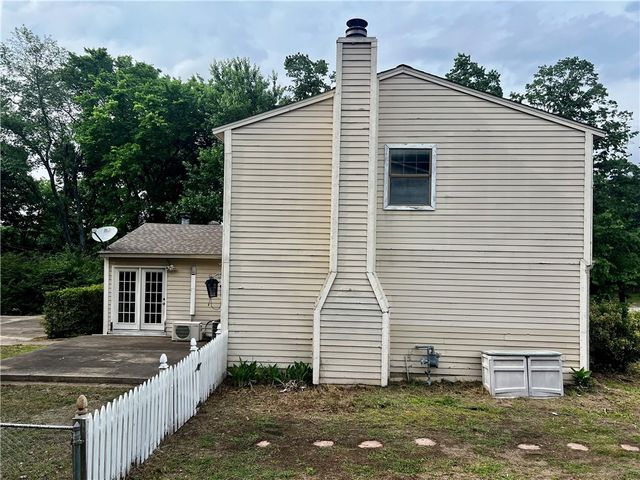 1123 W 19th Terrace, Russellville, AR 72801