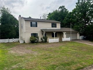 1123 W 19th Terrace, Russellville, AR 72801