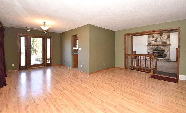 2940 Woodland COURT, Colgate, WI 53017