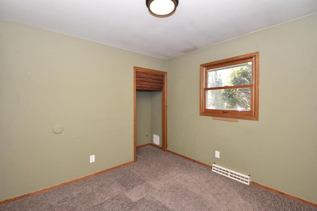 2940 Woodland COURT, Colgate, WI 53017