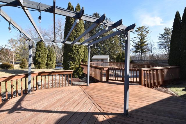 2940 Woodland COURT, Colgate, WI 53017