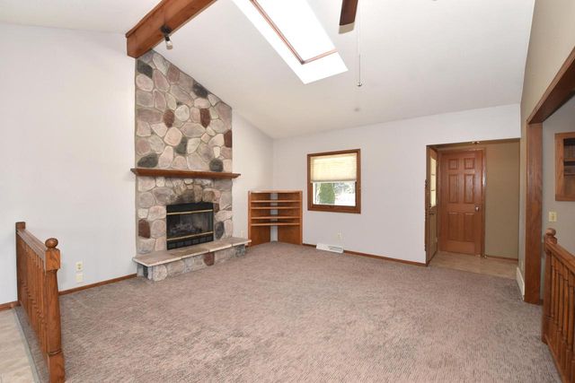 2940 Woodland COURT, Colgate, WI 53017