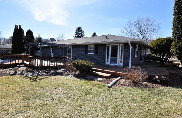 2940 Woodland COURT, Colgate, WI 53017