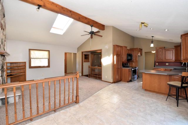 2940 Woodland COURT, Colgate, WI 53017