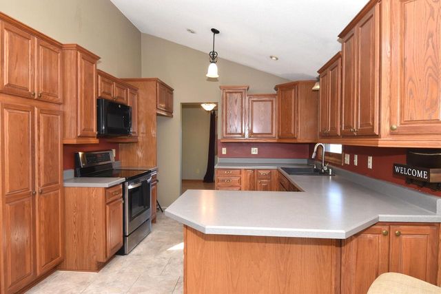 2940 Woodland COURT, Colgate, WI 53017