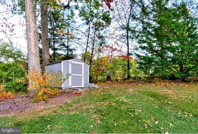 9263 E SPRINGFIELD RD, Seven Valleys, PA 17360