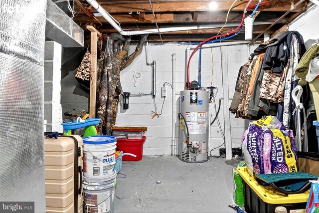 9263 E SPRINGFIELD RD, Seven Valleys, PA 17360