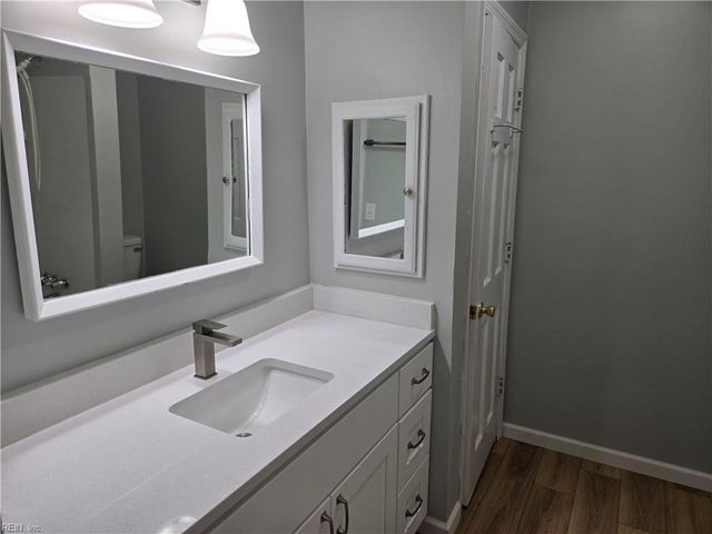844 Lord Leighton DR, Virginia Beach, VA 23454