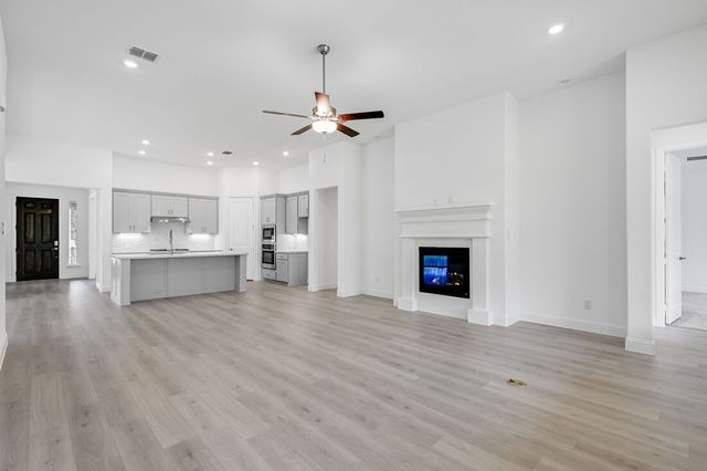 1408 Holly Trail, Northlake, TX 76226