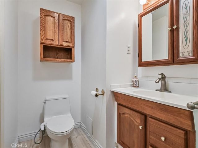 6564 Cleomoore, West Hills, CA 91307