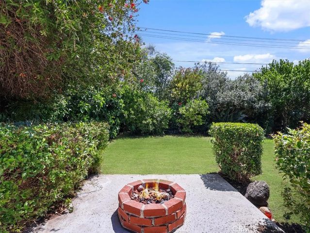 6564 Cleomoore, West Hills, CA 91307