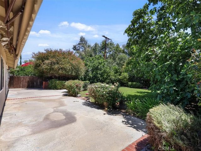 6564 Cleomoore, West Hills, CA 91307