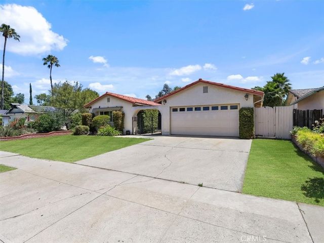 6564 Cleomoore, West Hills, CA 91307