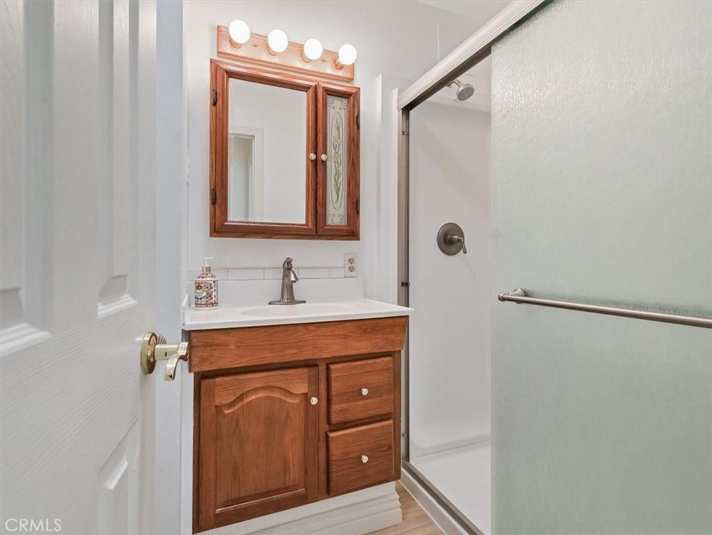 Image 24 of property listing at 6564 Cleomoore, West Hills, CA 91307