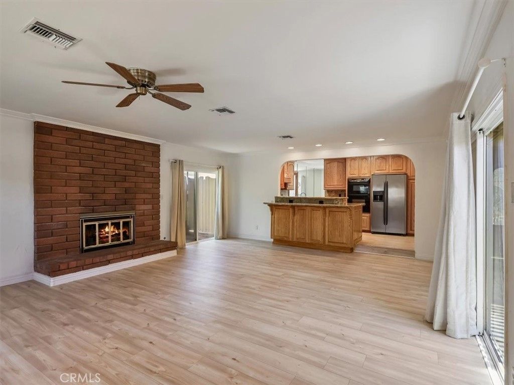 Image 5 of property listing at 6564 Cleomoore, West Hills, CA 91307