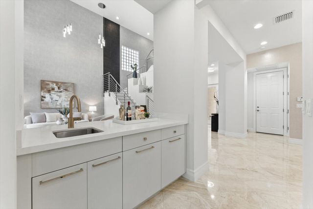 8159 Hutchinson Court, Delray Beach, FL 33446