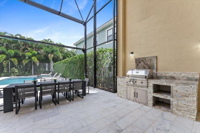 8159 Hutchinson Court, Delray Beach, FL 33446