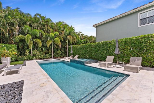 8159 Hutchinson Court, Delray Beach, FL 33446