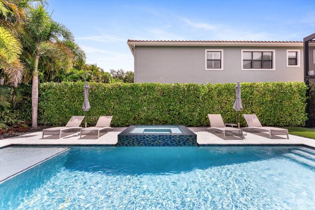 8159 Hutchinson Court, Delray Beach, FL 33446