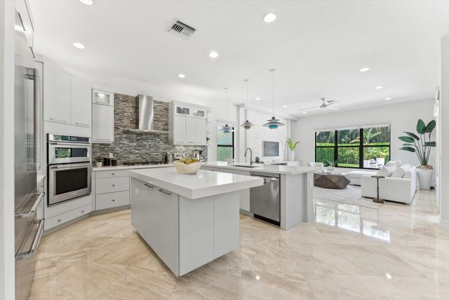 8159 Hutchinson Court, Delray Beach, FL 33446