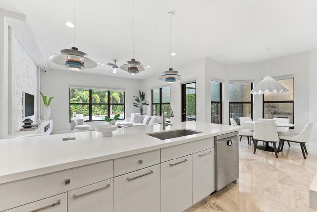8159 Hutchinson Court, Delray Beach, FL 33446