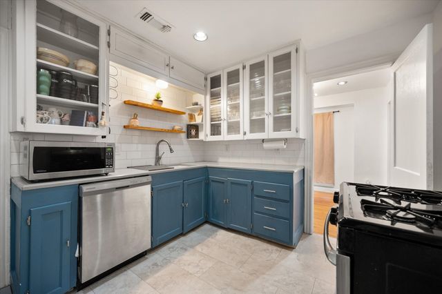 4029 Lovell Avenue, Fort Worth, TX 76107