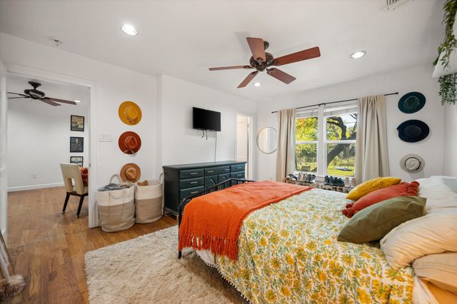 4029 Lovell Avenue, Fort Worth, TX 76107