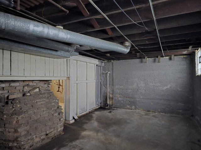 3626 N 16th STREET, Milwaukee, WI 53206
