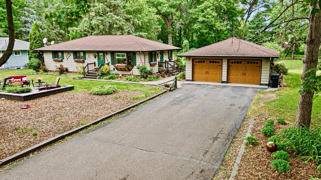 5584 266th Street, Wyoming, MN 55092