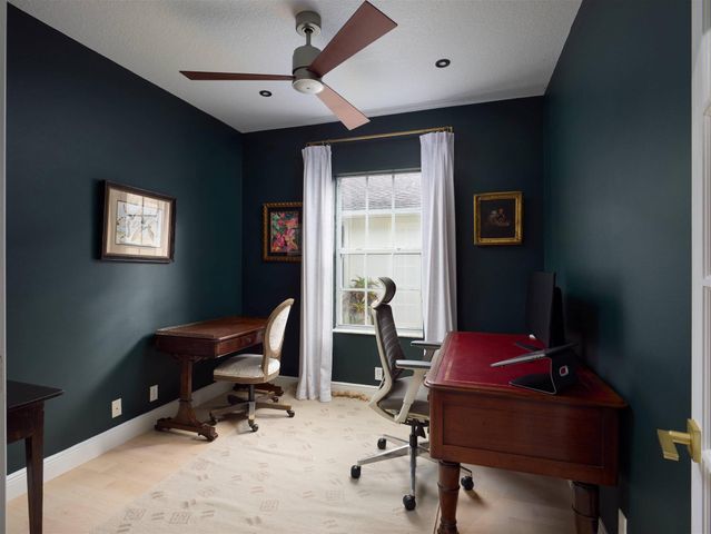 284 Clocktower Drive, Jupiter, FL 33458