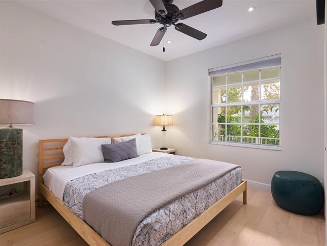 284 Clocktower Drive, Jupiter, FL 33458