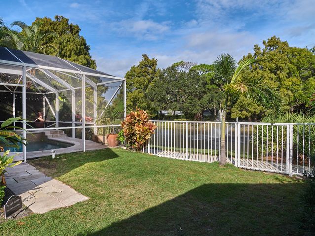 284 Clocktower Drive, Jupiter, FL 33458