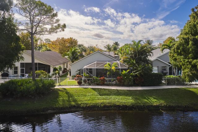 284 Clocktower Drive, Jupiter, FL 33458