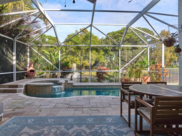 284 Clocktower Drive, Jupiter, FL 33458